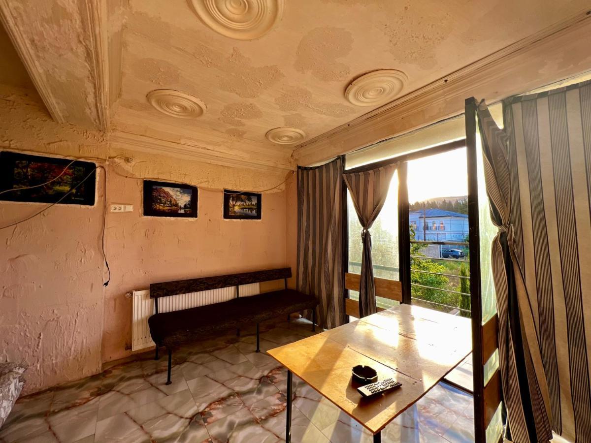 Smile Guesthouse Tbilisi Eksteriør billede